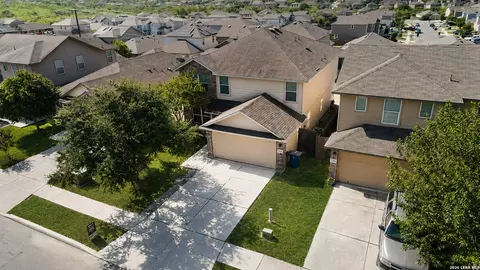 7202 Galaxy Brk, San Antonio, TX 78252