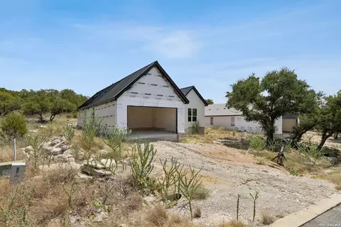 909 Sharp Rock, Horseshoe Bay, TX 78657
