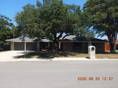 5923 Northgap St, Windcrest, TX 78239