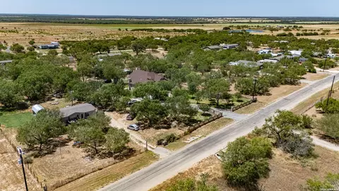 View/Area - 124 County Road 2662, Devine, TX 78016 photo 1 of 9