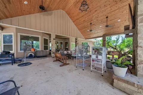 Exterior - 124 County Road 2662, Devine, TX 78016 photo 9 of 10