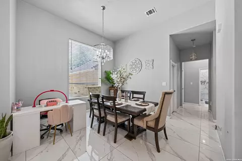 Dining - 124 County Road 2662, Devine, TX 78016 photo 3 of 3
