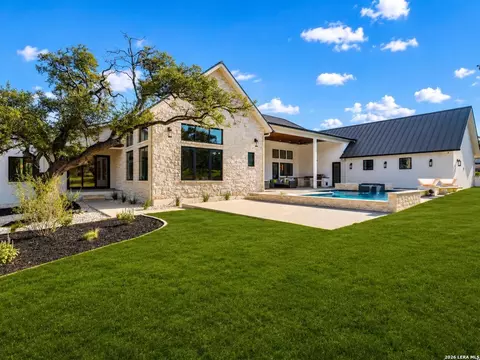 Exterior - 11221 Ensor, Boerne, TX 78006 photo 16 of 17