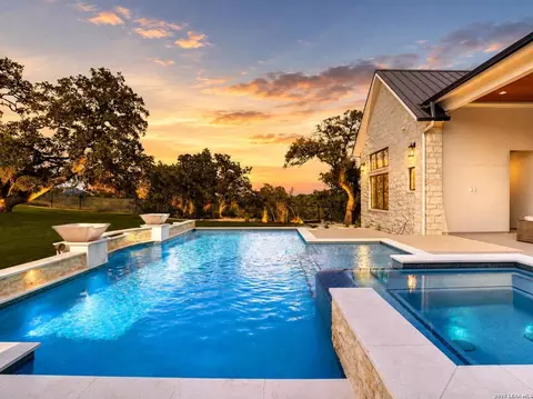 Exterior - 11221 Ensor, Boerne, TX 78006 photo 11 of 17