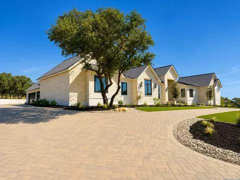 Exterior - 11221 Ensor, Boerne, TX 78006 photo 6 of 17
