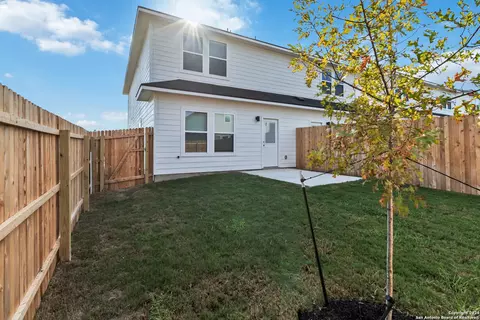 Exterior - 3945 Abbott Pass, Saint Hedwig, TX 78152 photo 5 of 5