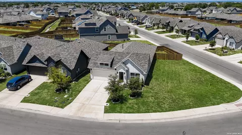 433 Deborah Dr, New Braunfels, TX 78130