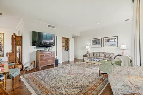 4001 N New Braunfels Ave #404, San Antonio, TX 78209