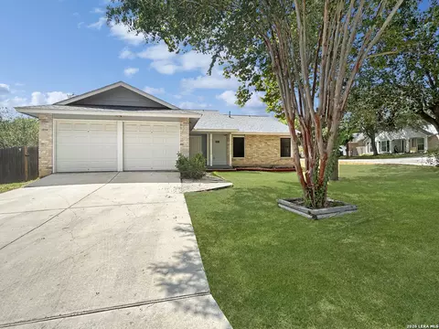 14702 Highland Peak, San Antonio, TX 78233