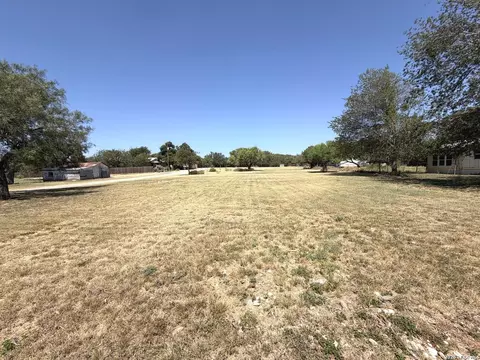 705 Pecan, Bandera, TX 78003