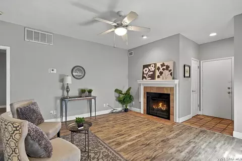 11839 Parliament St #2111, San Antonio, TX 78216