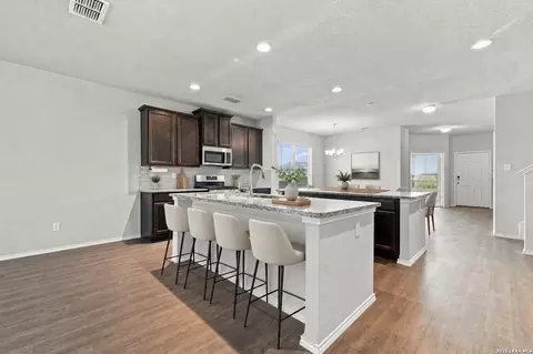 1006 Terlan Dr, New Braunfels, TX 78130
