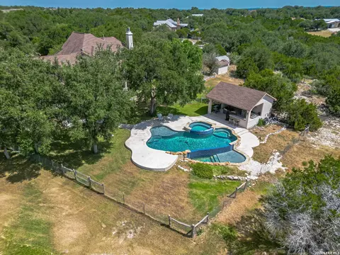 178 Concho Ln, Boerne, TX 78006