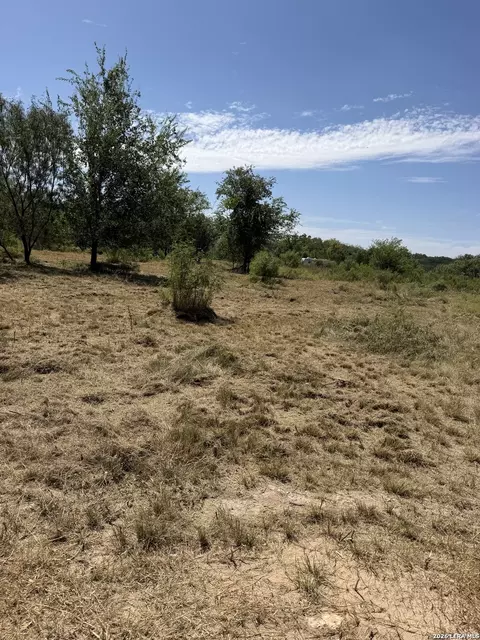 tbd Beach Shr, Bandera, TX 78003