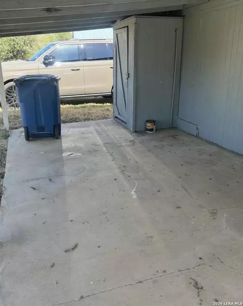 Other - 504 E Hondo, Devine, TX 78016 photo 7 of 7