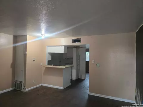 170 De Chantle #704, San Antonio, TX 78201