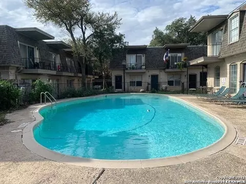 170 De Chantle #704, San Antonio, TX 78201