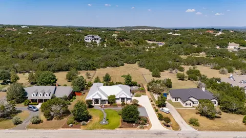 979 Long Mdw, Spring Branch, TX 78070