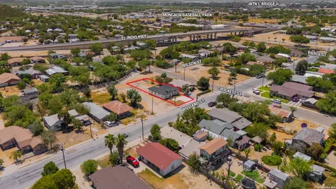 View/Area - 1318 Williams St, Eagle Pass, TX 78852 photo 7 of 7