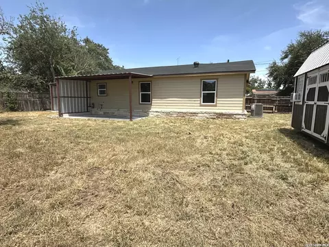 Other - 907 Dove Ave, Devine, TX 78016 photo 1 of 3
