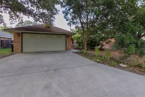 1674 Lantana Cir, New Braunfels, TX 78130