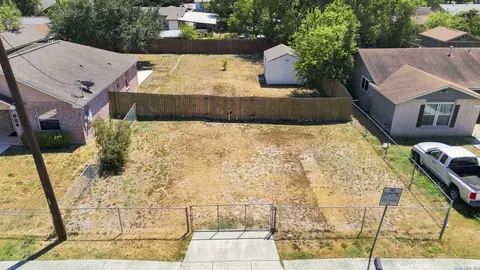 614 Whitman Ave, San Antonio, TX 78211