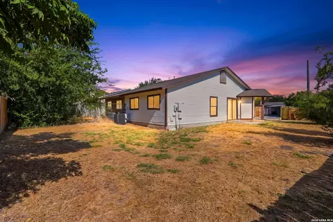 9602 Vale, San Antonio, TX 78245