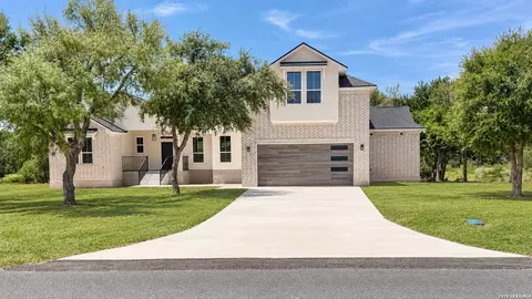 7008 Circle Oak Dr, Bulverde, TX 78163
