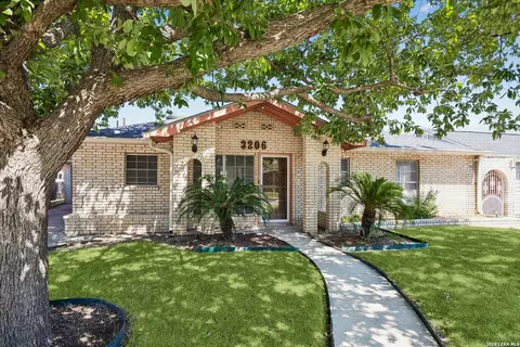 3206 Capitol Ave, San Antonio, TX 78201