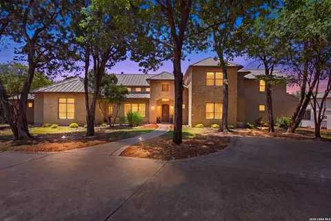 9900 Kopplin Rd, New Braunfels, TX 78132