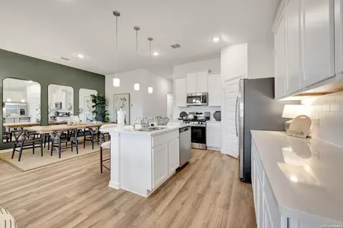Kitchen - 13522 Piscina Ave, San Antonio, TX 78222 photo 1 of 1