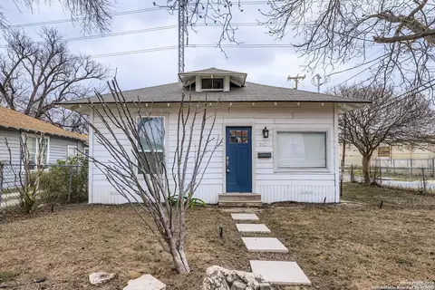 102 Aganier Ave, San Antonio, TX 78212