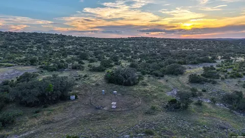 0 W Cr 450, Rocksprings, TX 78880