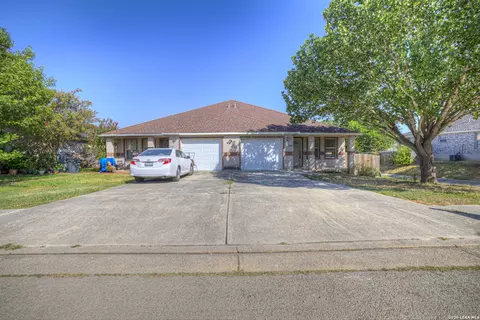 3046 And 3044 Green Mtn, New Braunfels, TX 78130