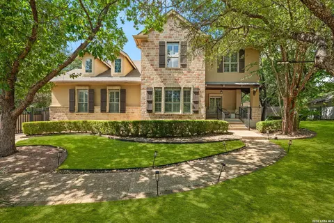 8255 Colonial Woods, Boerne, TX 78015