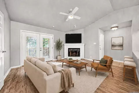 12446 Starcrest Dr #402, San Antonio, TX 78216
