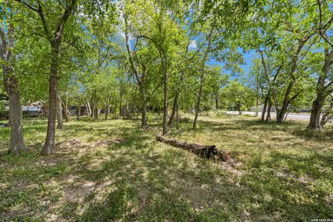 3251 Martin Luther King Dr, San Antonio, TX 78220