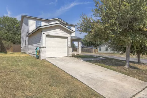 3003 Gypsy Pt, San Antonio, TX 78245