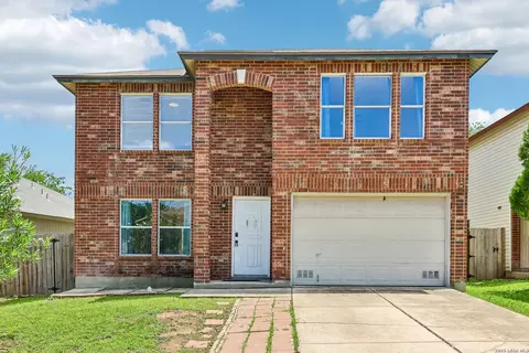 10132 Sunset Pl, San Antonio, TX 78245