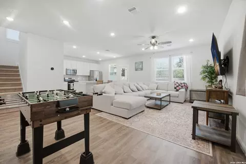 7351 Teal Trce, San Antonio, TX 78240