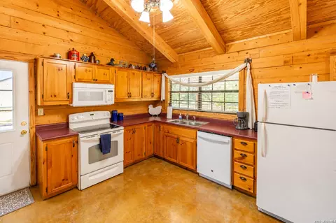 Kitchen - 28 Private Road 3855, Utopia, TX 78884 photo 1 of 4