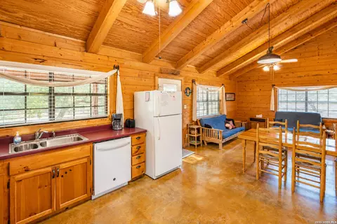 Kitchen - 28 Private Road 3855, Utopia, TX 78884 photo 2 of 4