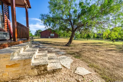 Exterior - 28 Private Road 3855, Utopia, TX 78884 photo 9 of 16