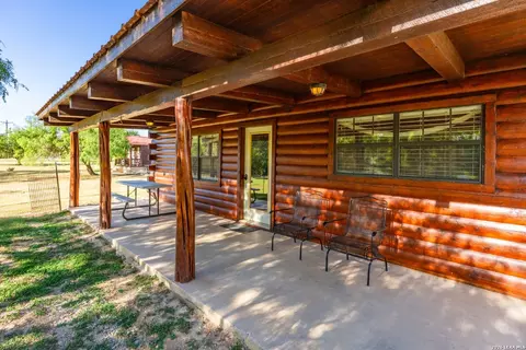 Exterior - 28 Private Road 3855, Utopia, TX 78884 photo 2 of 16
