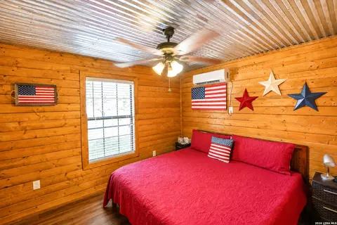 Bedroom - 28 Private Road 3855, Utopia, TX 78884 photo 5 of 6