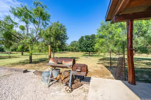 Exterior - 28 Private Road 3855, Utopia, TX 78884 photo 10 of 16