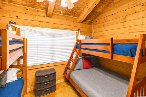 Bedroom - 28 Private Road 3855, Utopia, TX 78884 photo 3 of 6