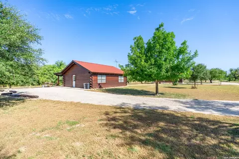 Other - 28 Private Road 3855, Utopia, TX 78884 photo 5 of 10
