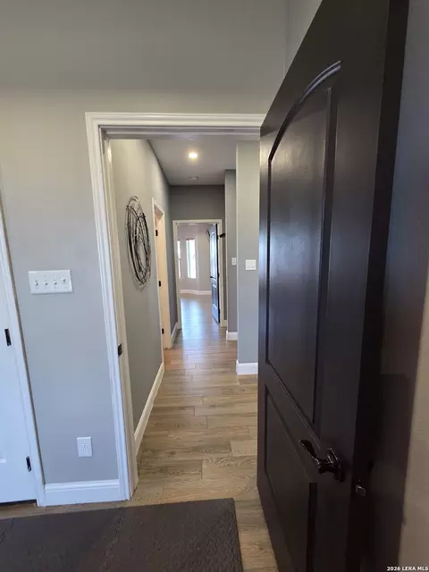 Entry Way - 2337 Darlene, Eagle Pass, TX 78852 photo 3 of 6