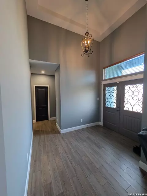 Entry Way - 2337 Darlene, Eagle Pass, TX 78852 photo 1 of 6